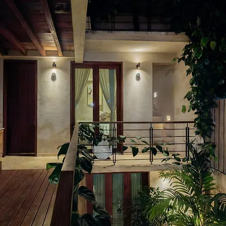 Lujosa Casa 5hab Jacuzzi & Piscina Holiday home